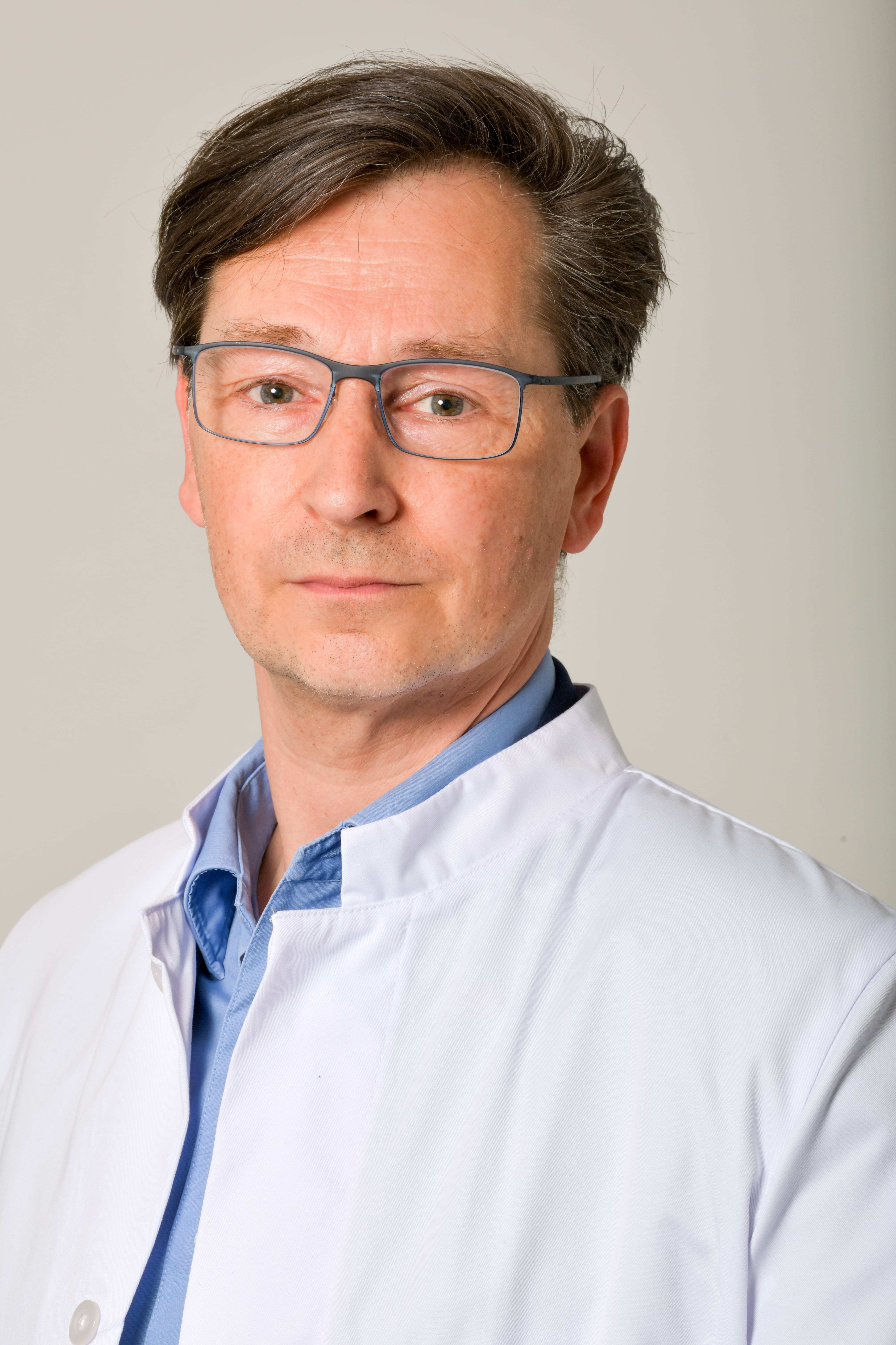 Dr. Sven-David Müller